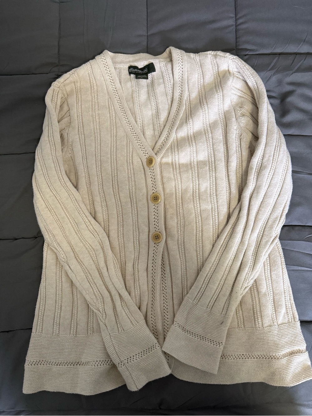 Eddie Bauer Cream Ribbed V-Neck Button Cardigan